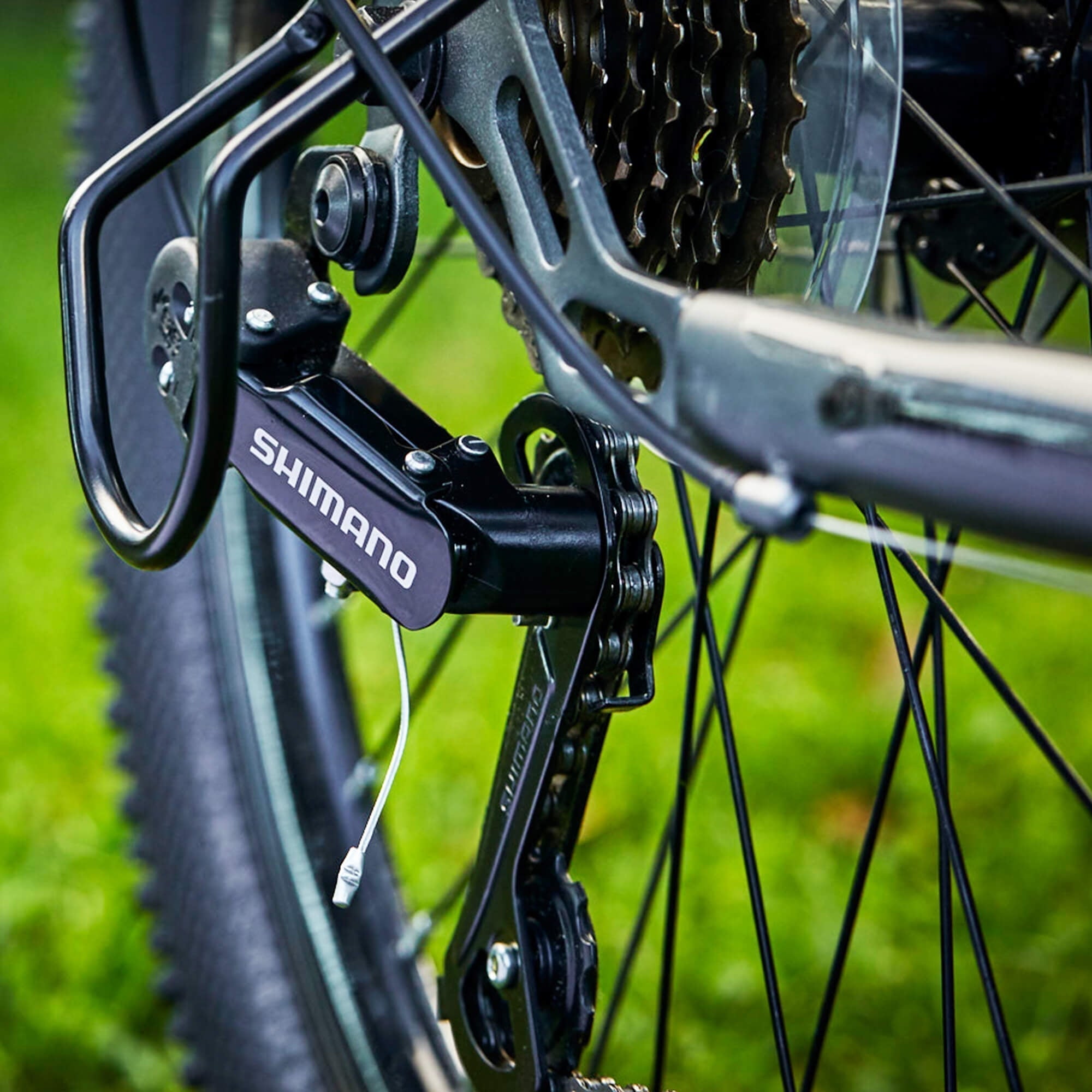 Huffy 24" Scout Boys' Hardtail 21-Speed Mountain Bike with Disc Brakes